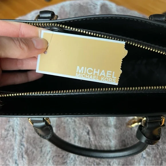 New with tags! Michael Kors purse & wallet - Picture 6 of 10